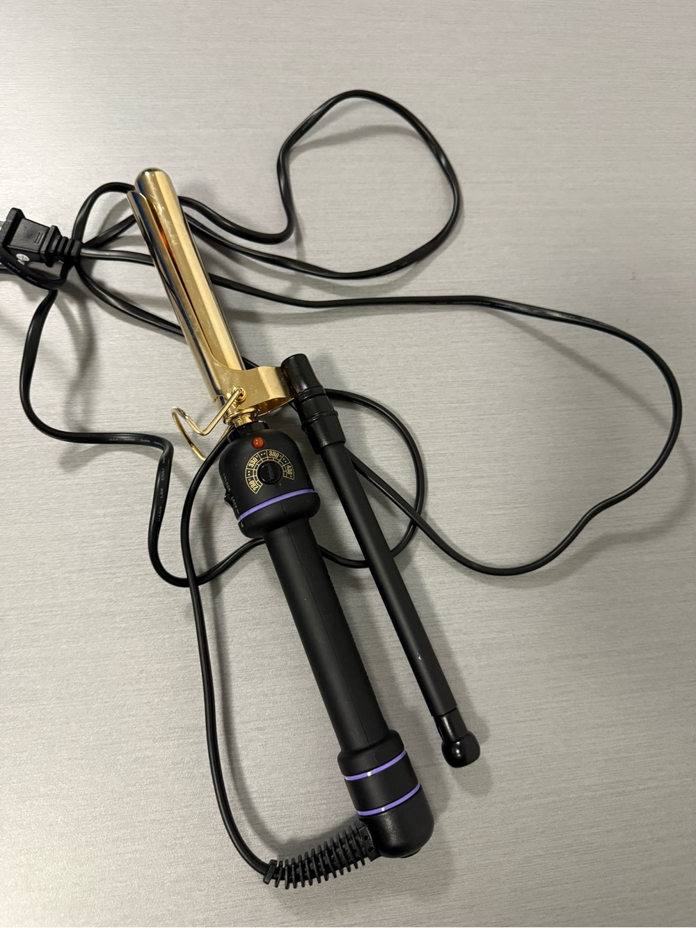 Hot Tools Pro Artist 24K Gold Marcel Curling Iron Professional Curling Wand